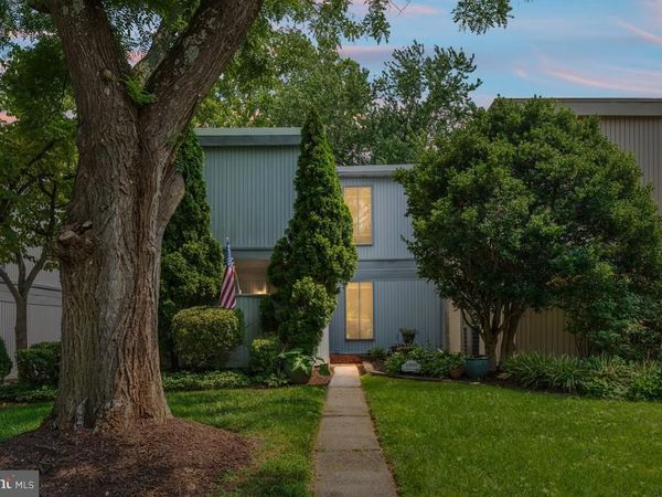 1809 N SHORE COURT, RESTON, VA 20190