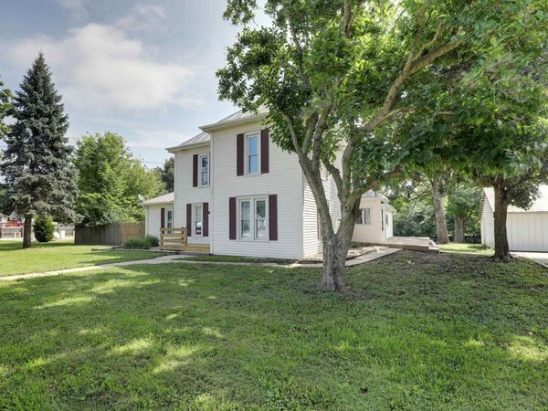 109 Sillman Street, Payson, IL 62360