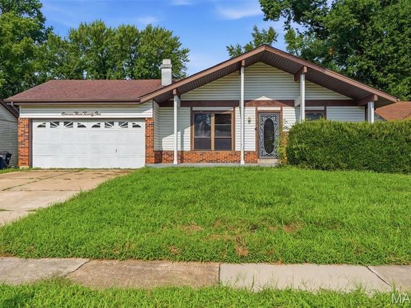 11321 Aspen Woods Drive , St Louis, MO 63138