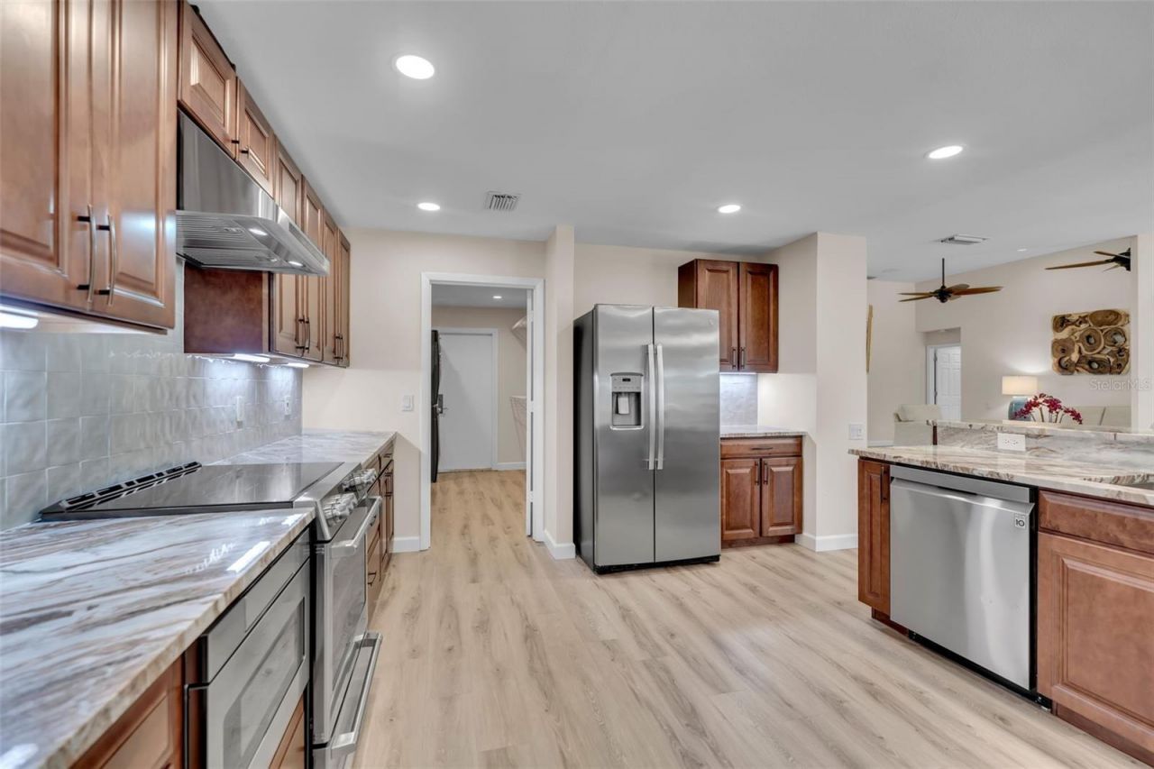 4528 Spring Flower Court, Sarasota, FL 34233 Photo