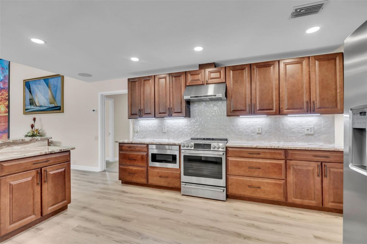 4528 Spring Flower Court, Sarasota, FL 34233 Photo