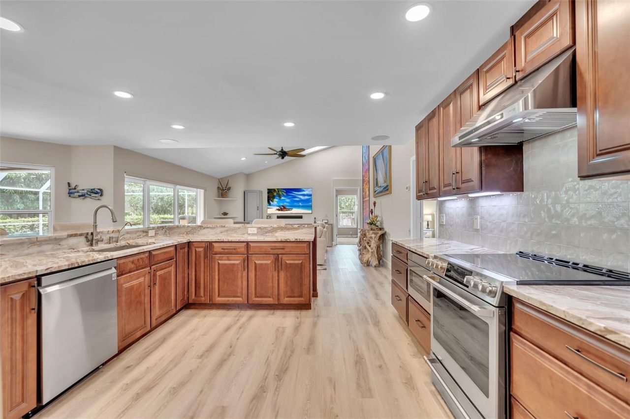 4528 Spring Flower Court, Sarasota, FL 34233 Photo