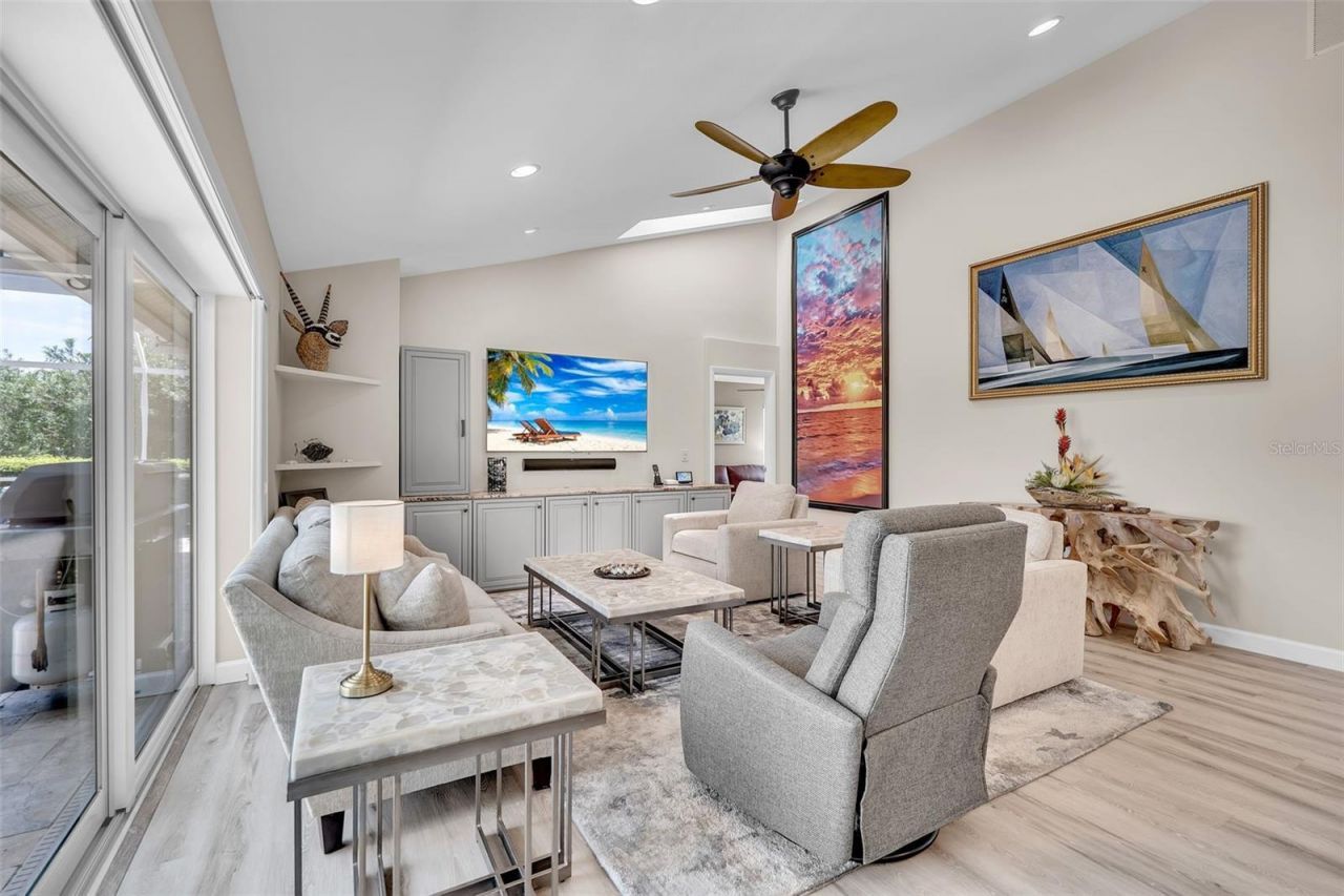 4528 Spring Flower Court, Sarasota, FL 34233 Photo