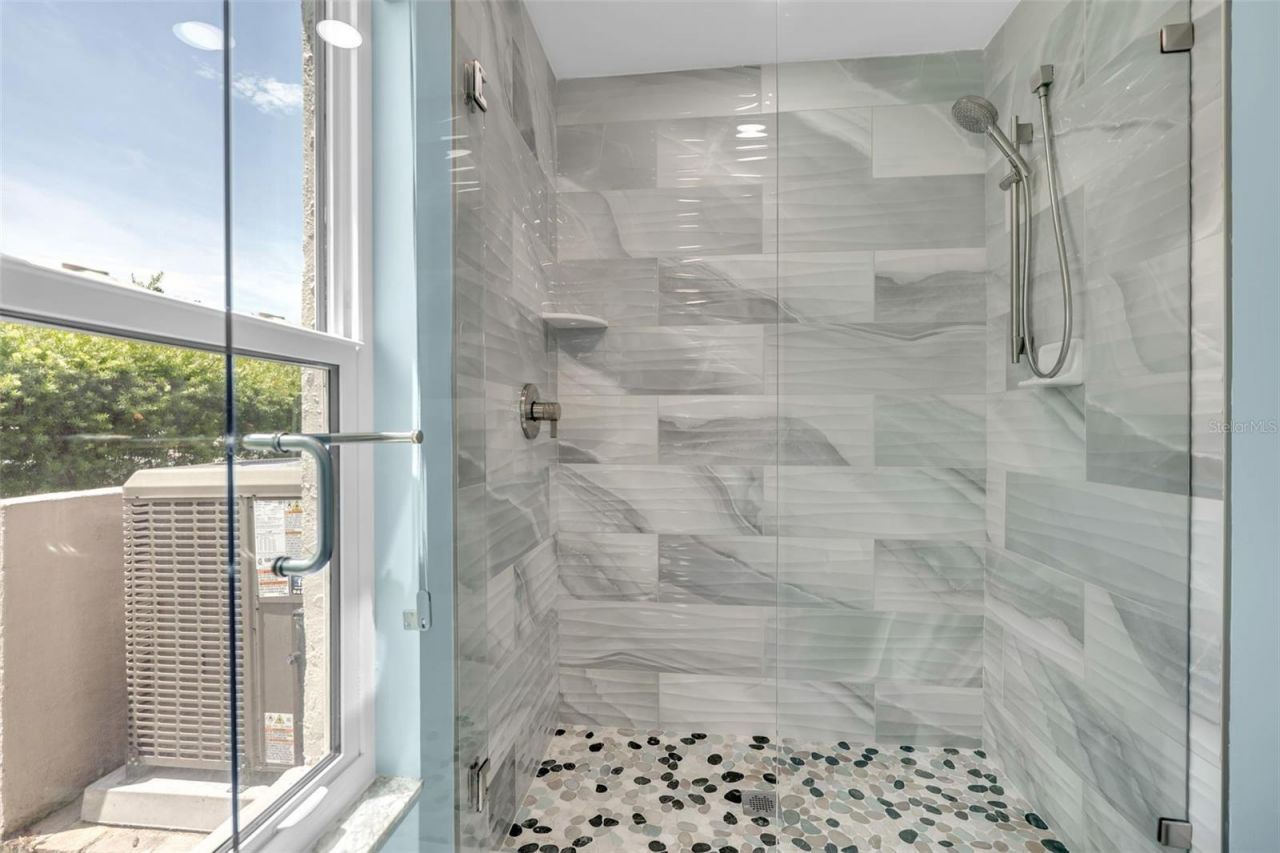 4528 Spring Flower Court, Sarasota, FL 34233 Photo