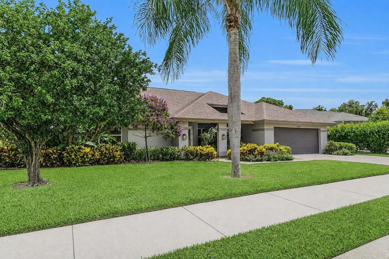 4528 Spring Flower Court, Sarasota, FL 34233 Photo
