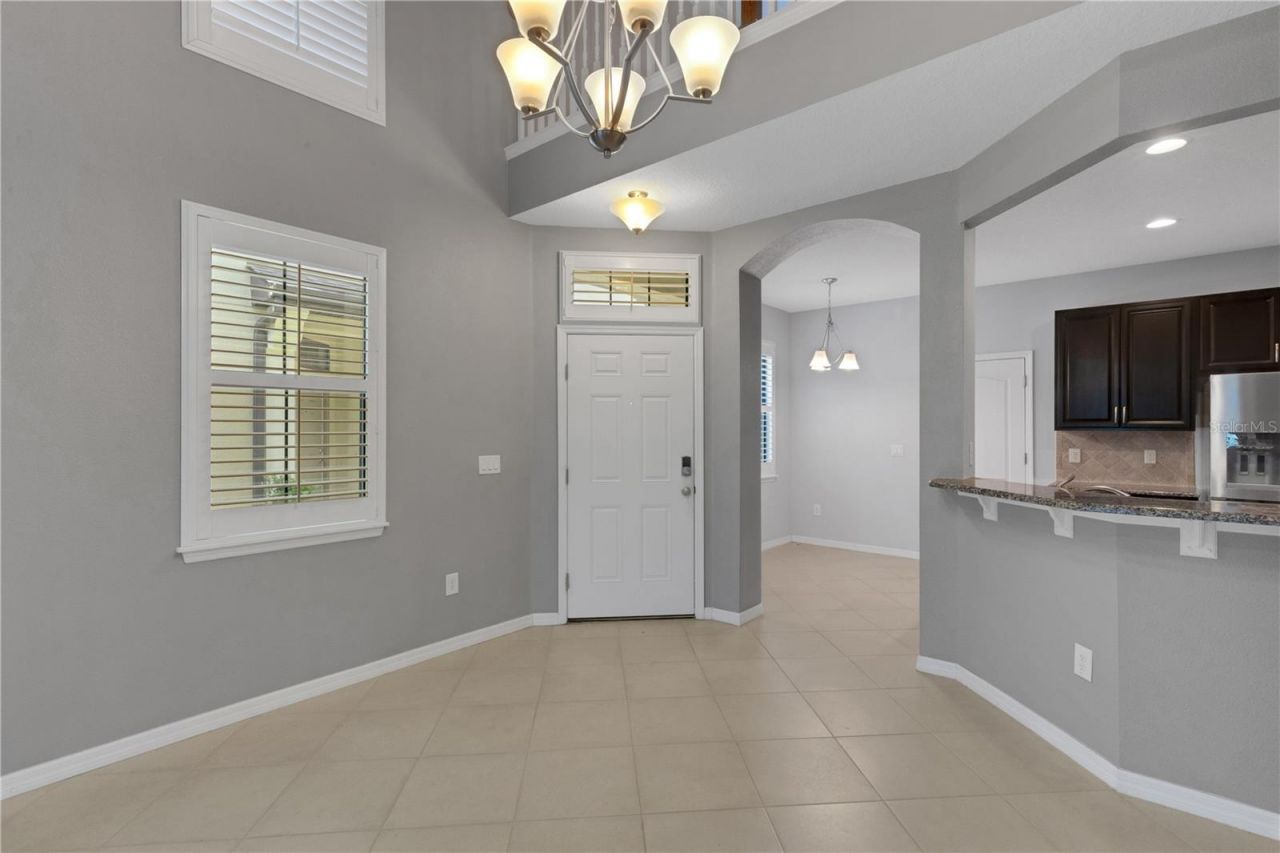 5166 Bay Isle Circle, Clearwater, FL 33760 Photo