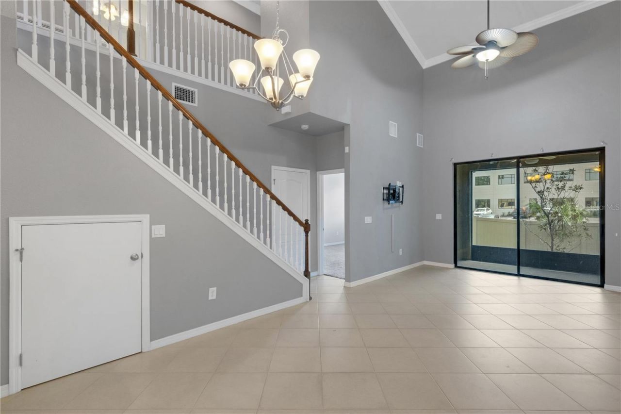 5166 Bay Isle Circle, Clearwater, FL 33760 Photo