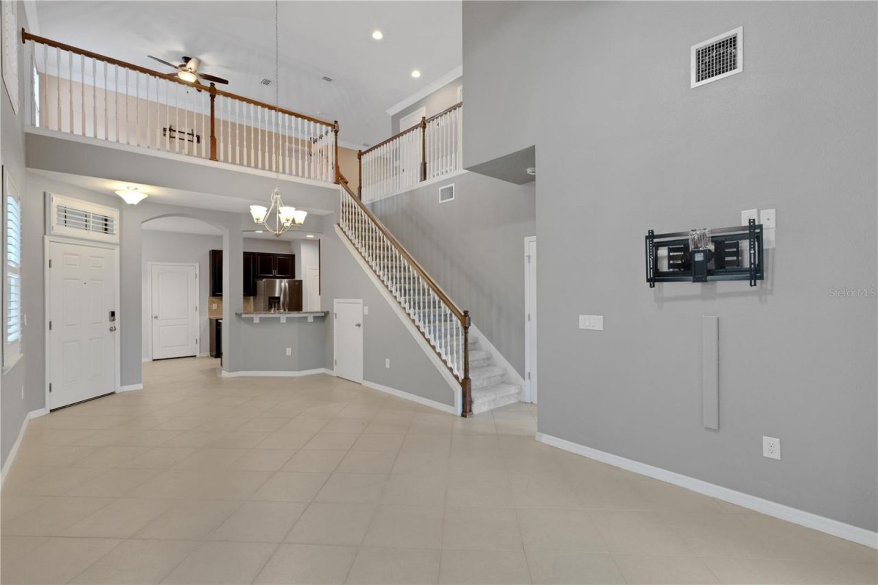 5166 Bay Isle Circle, Clearwater, FL 33760 Photo