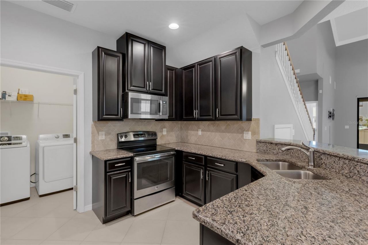 5166 Bay Isle Circle, Clearwater, FL 33760 Photo