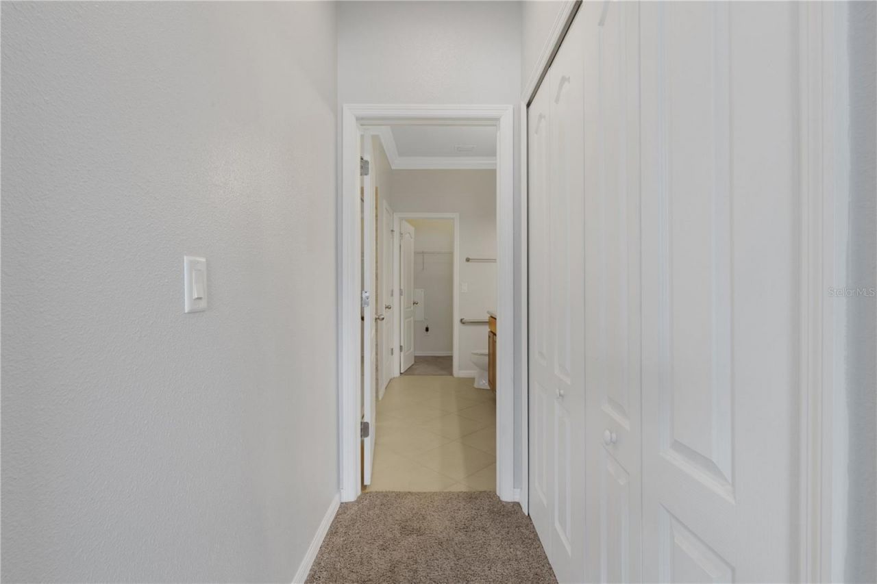 5166 Bay Isle Circle, Clearwater, FL 33760 Photo