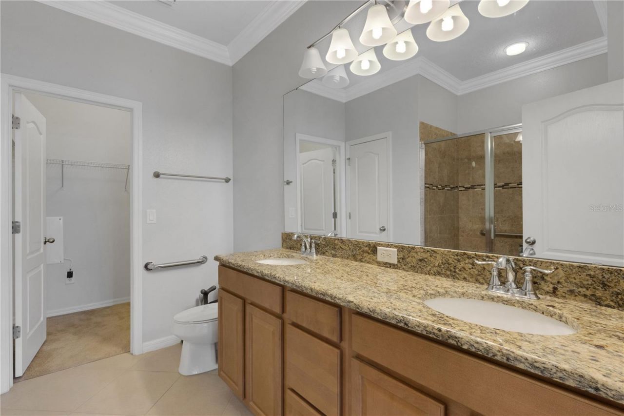 5166 Bay Isle Circle, Clearwater, FL 33760 Photo