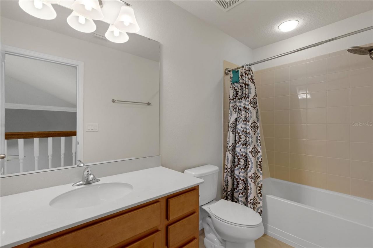 5166 Bay Isle Circle, Clearwater, FL 33760 Photo