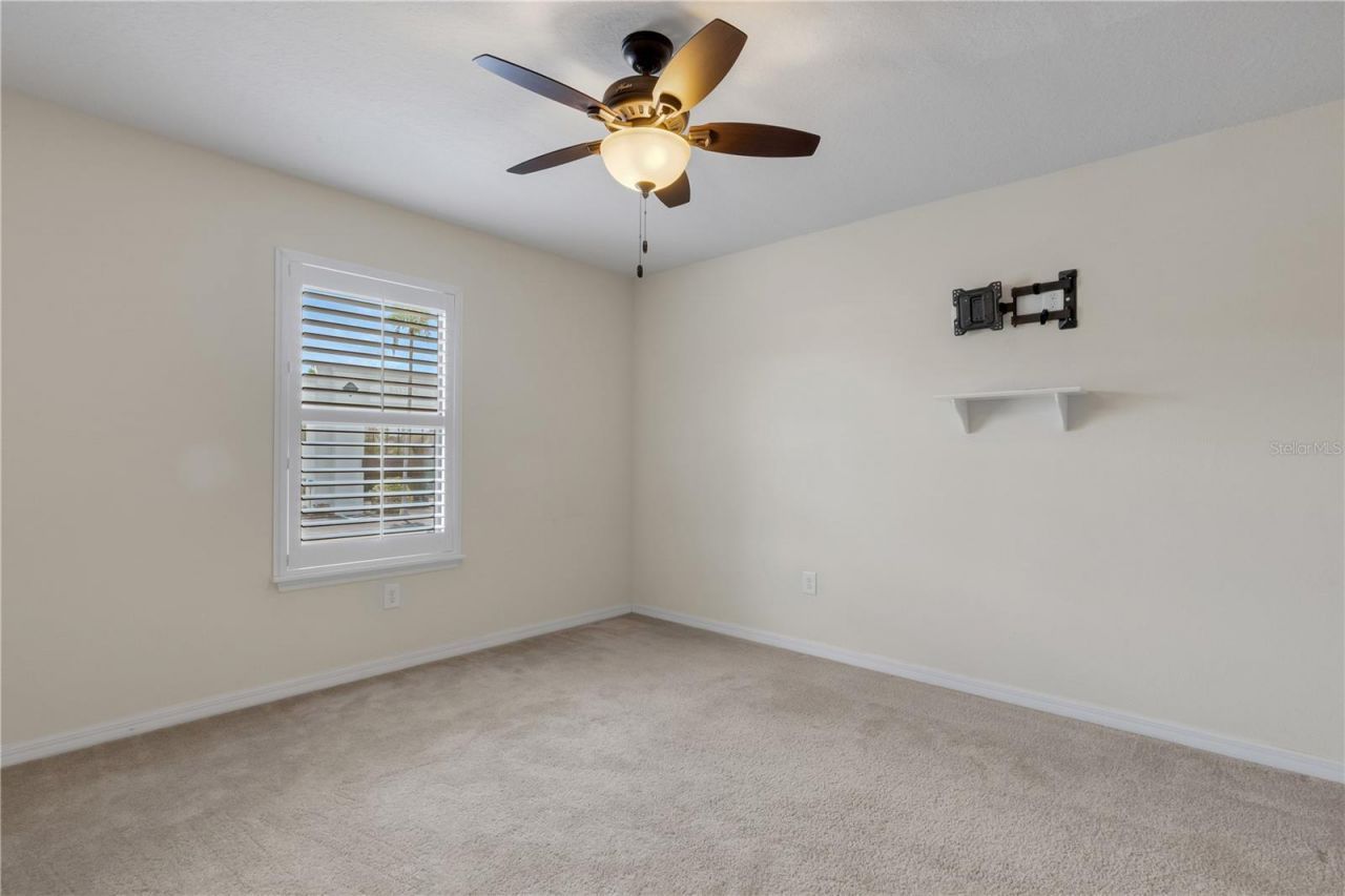 5166 Bay Isle Circle, Clearwater, FL 33760 Photo