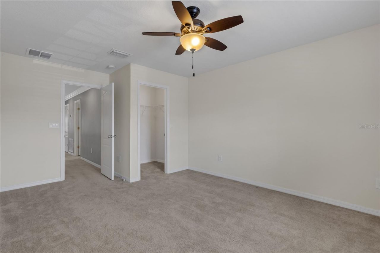 5166 Bay Isle Circle, Clearwater, FL 33760 Photo