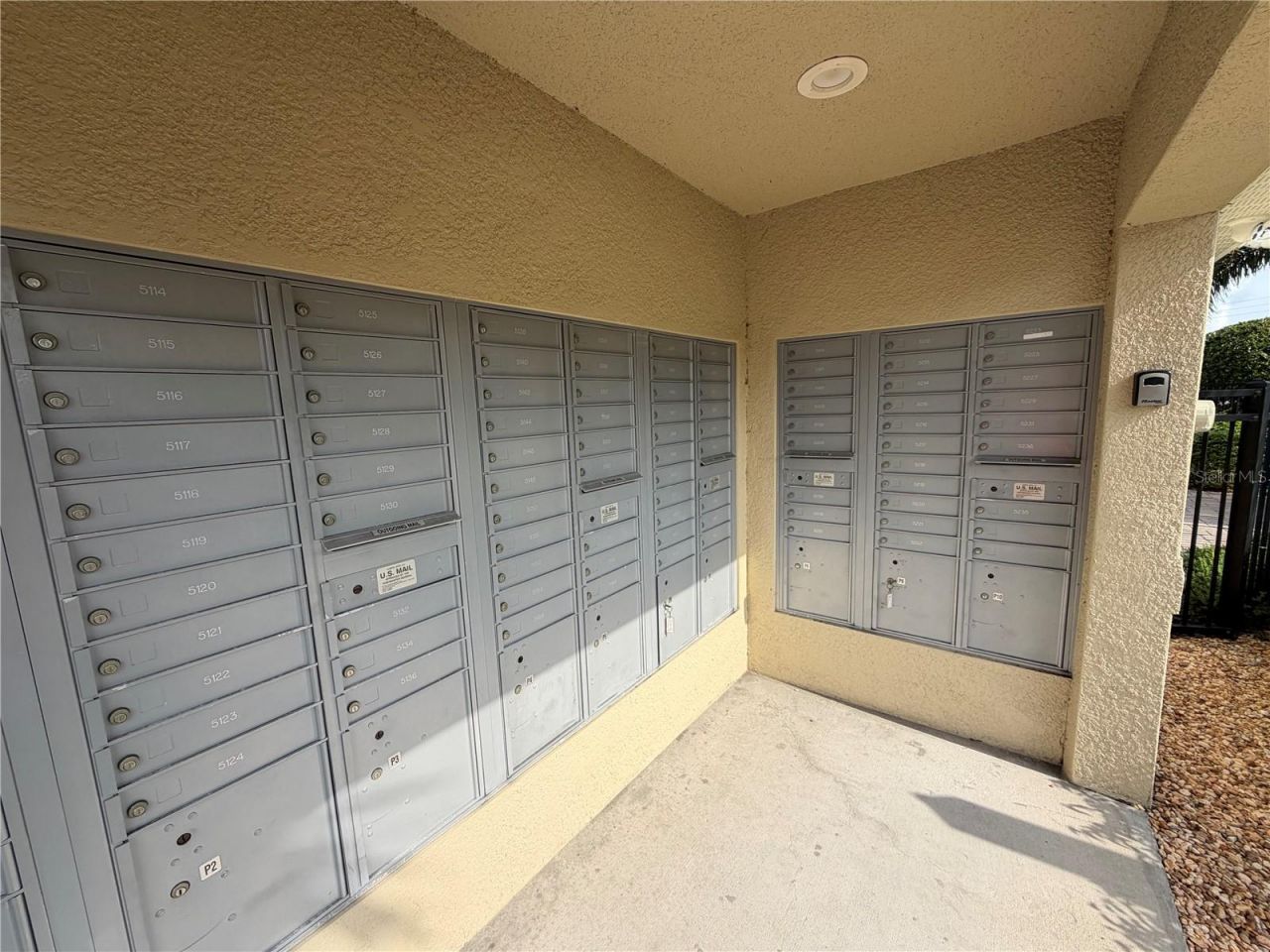5166 Bay Isle Circle, Clearwater, FL 33760 Photo