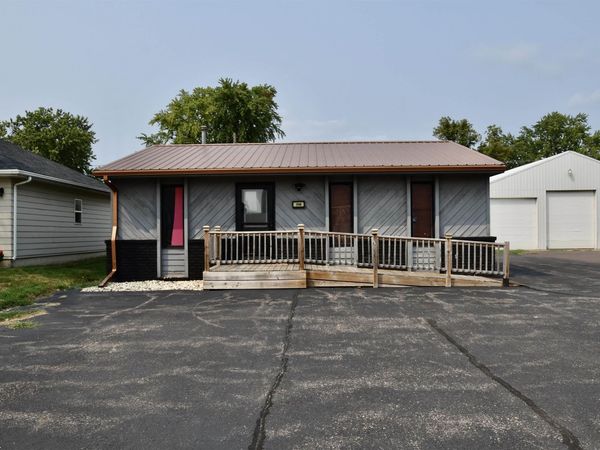 318 11TH ST, Sibley, IA 51249