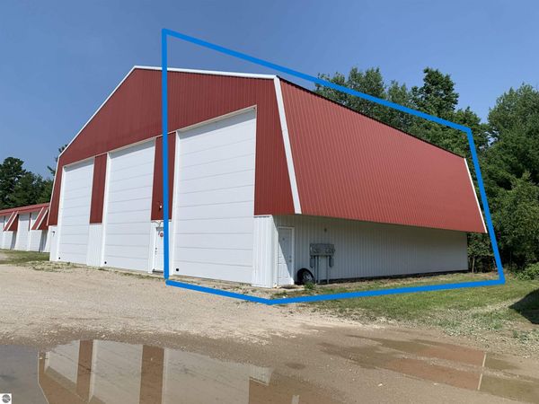 3 Herrman Road, Elk Rapids, MI 49629