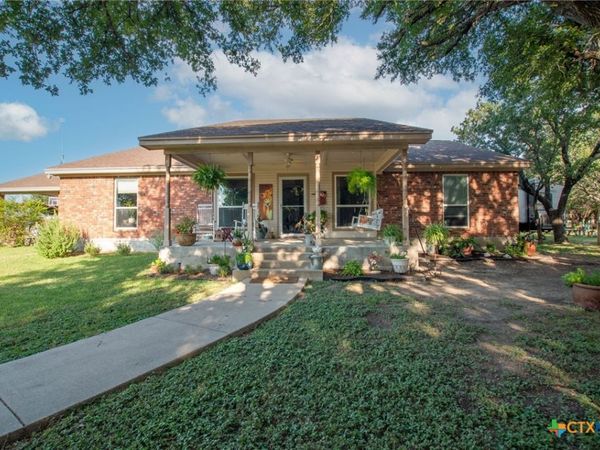 755 County Road 4390 , Kempner, TX 76539