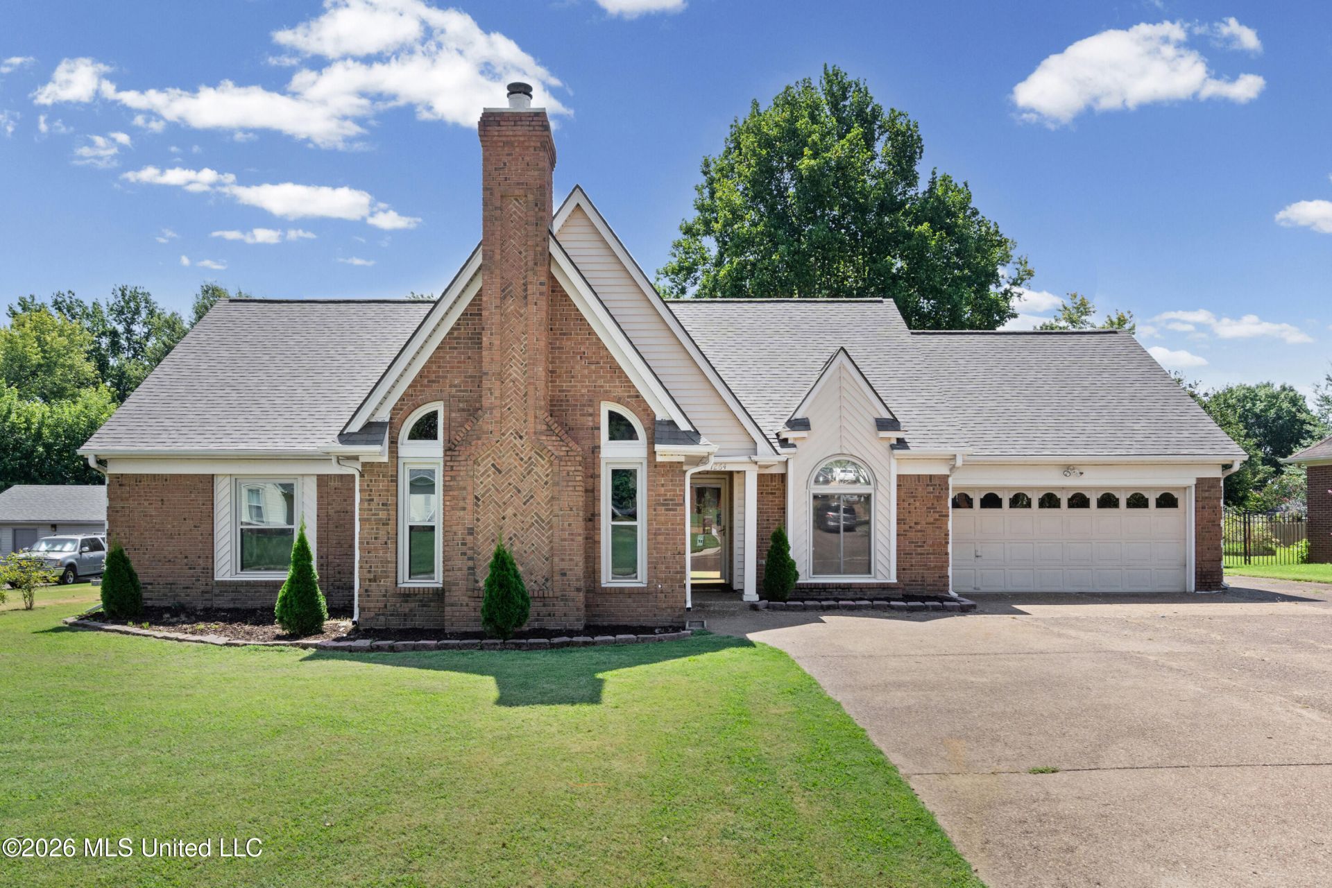 7264 Flower Creek Drive Southaven, MS 38671