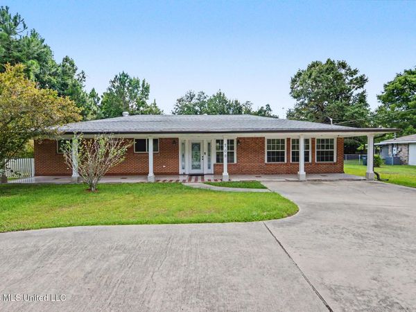 705 Saint Joseph Street, Waveland, MS 39576