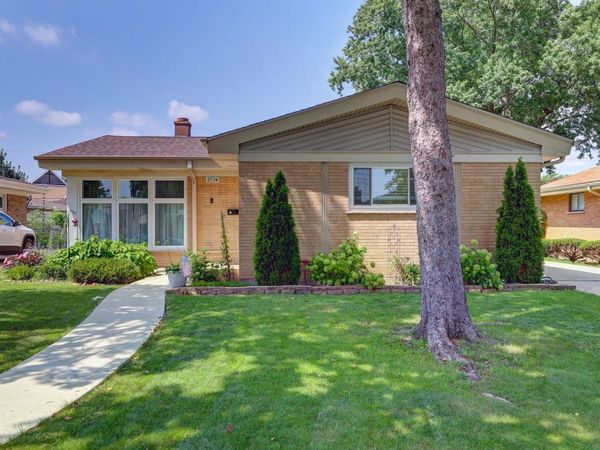 2534 Kensington Avenue , Westchester, IL 60154