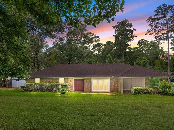 464 WHITE OAK Lane, Natchitoches, LA 71457
