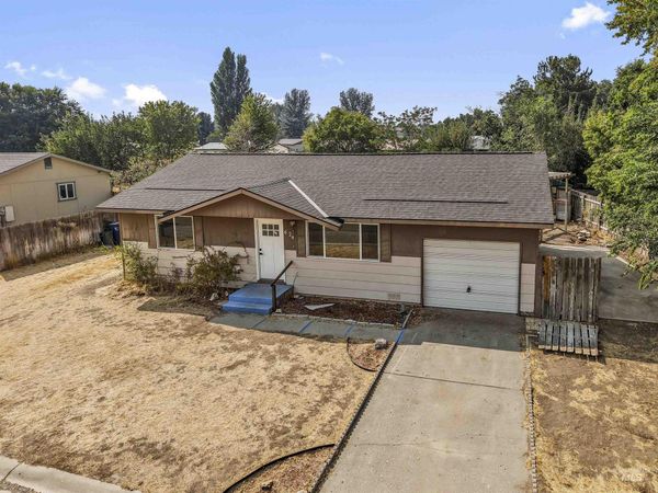 624 Sharon Street, Rupert, ID 83350