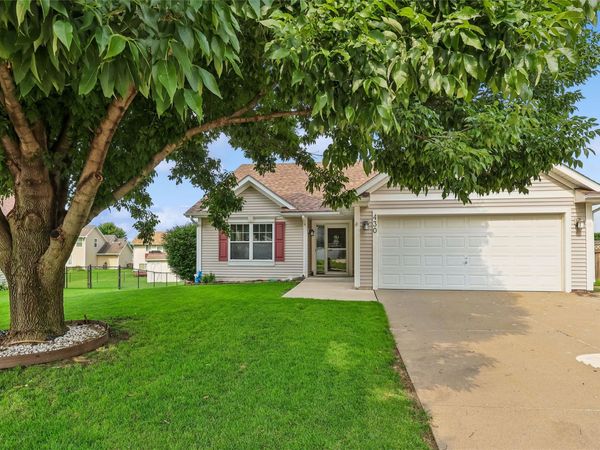 430 NE 60th Street, Pleasant Hill, IA 50327