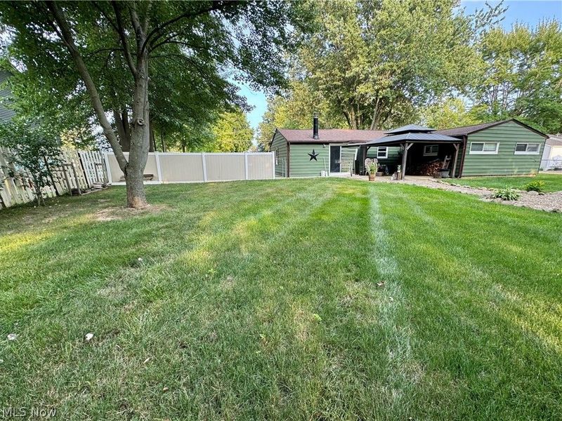12755 Vincent Drive, Mantua, OH 44255 Photo 4