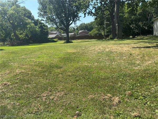 683 Argonne Drive , Painesville, OH 44077
