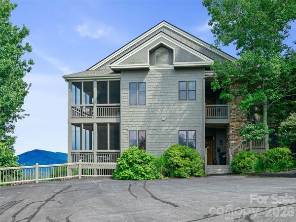 81 Stoney Falls Loop, Unit C3, Burnsville, NC 28714