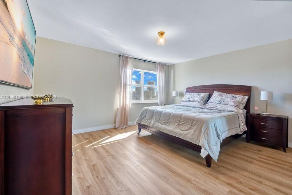 401 Golden Isles Dr , Unit 1116, Hallandale Beach, FL 33009 Photo