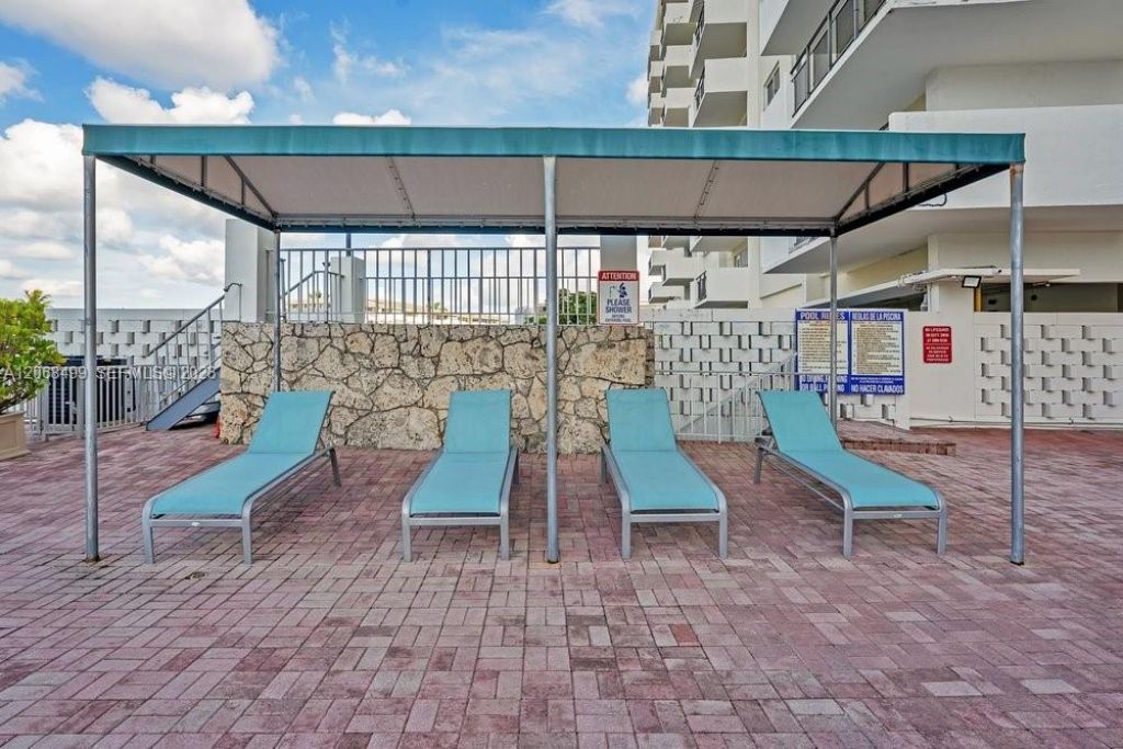 401 Golden Isles Dr , Unit 1116, Hallandale Beach, FL 33009 Photo