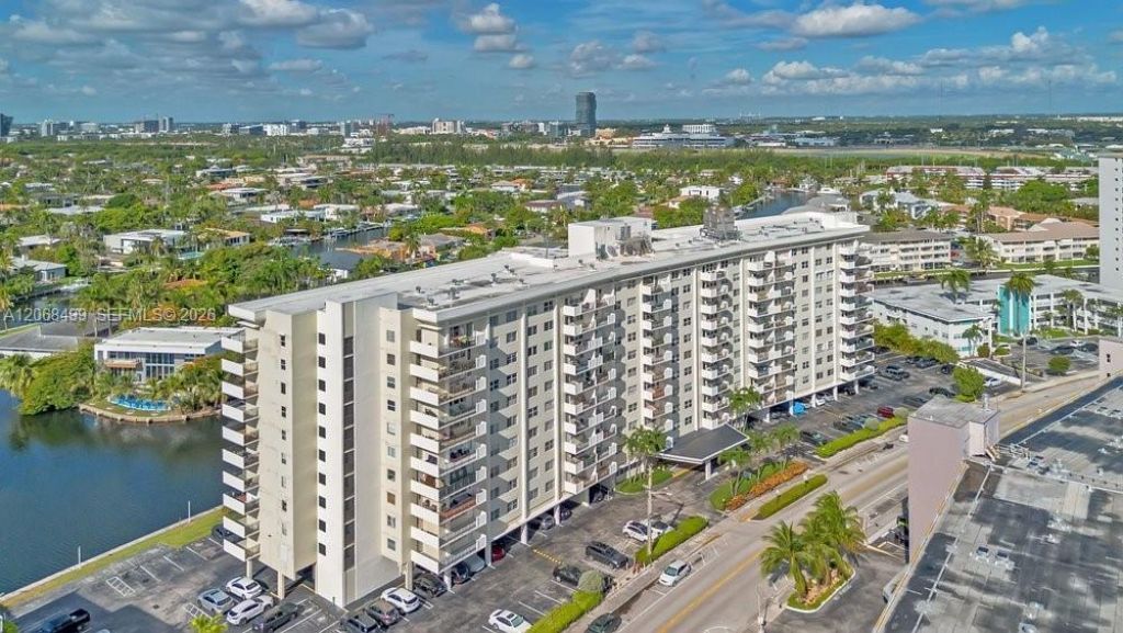401 Golden Isles Dr , Unit 1116, Hallandale Beach, FL 33009 Photo