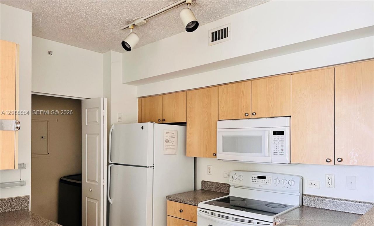 2401 W Preserve Way , Unit 104, Miramar, FL 33025 Photo