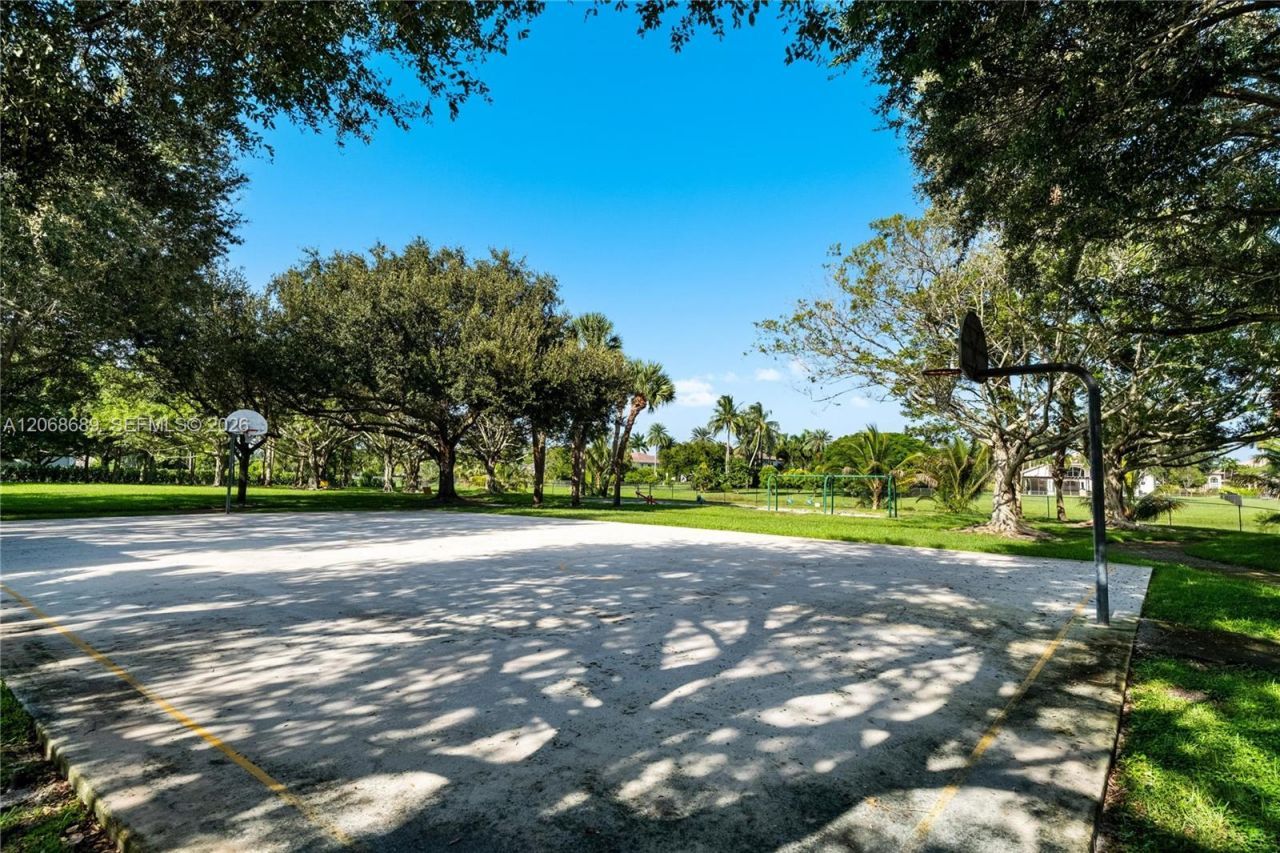 10660 SW 44th Ct, Davie, FL 33328 Photo