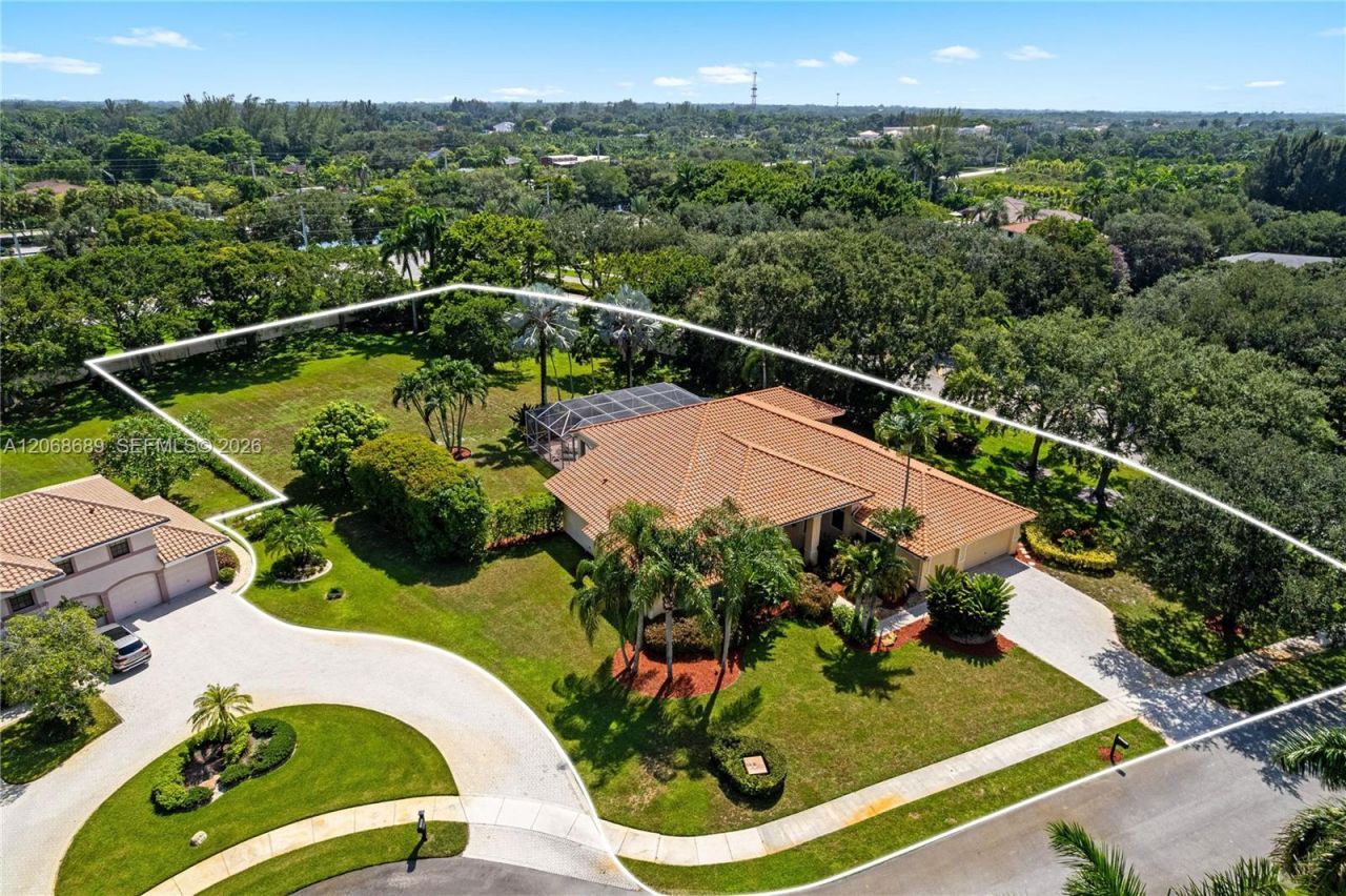 10660 SW 44th Ct, Davie, FL 33328 Photo