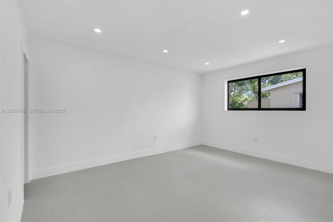 18425 NW 23rd Ave, Miami Gardens, FL 33056 Photo