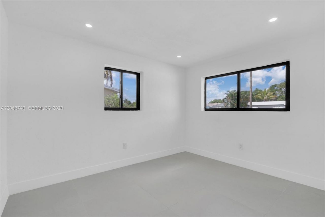 18425 NW 23rd Ave, Miami Gardens, FL 33056 Photo