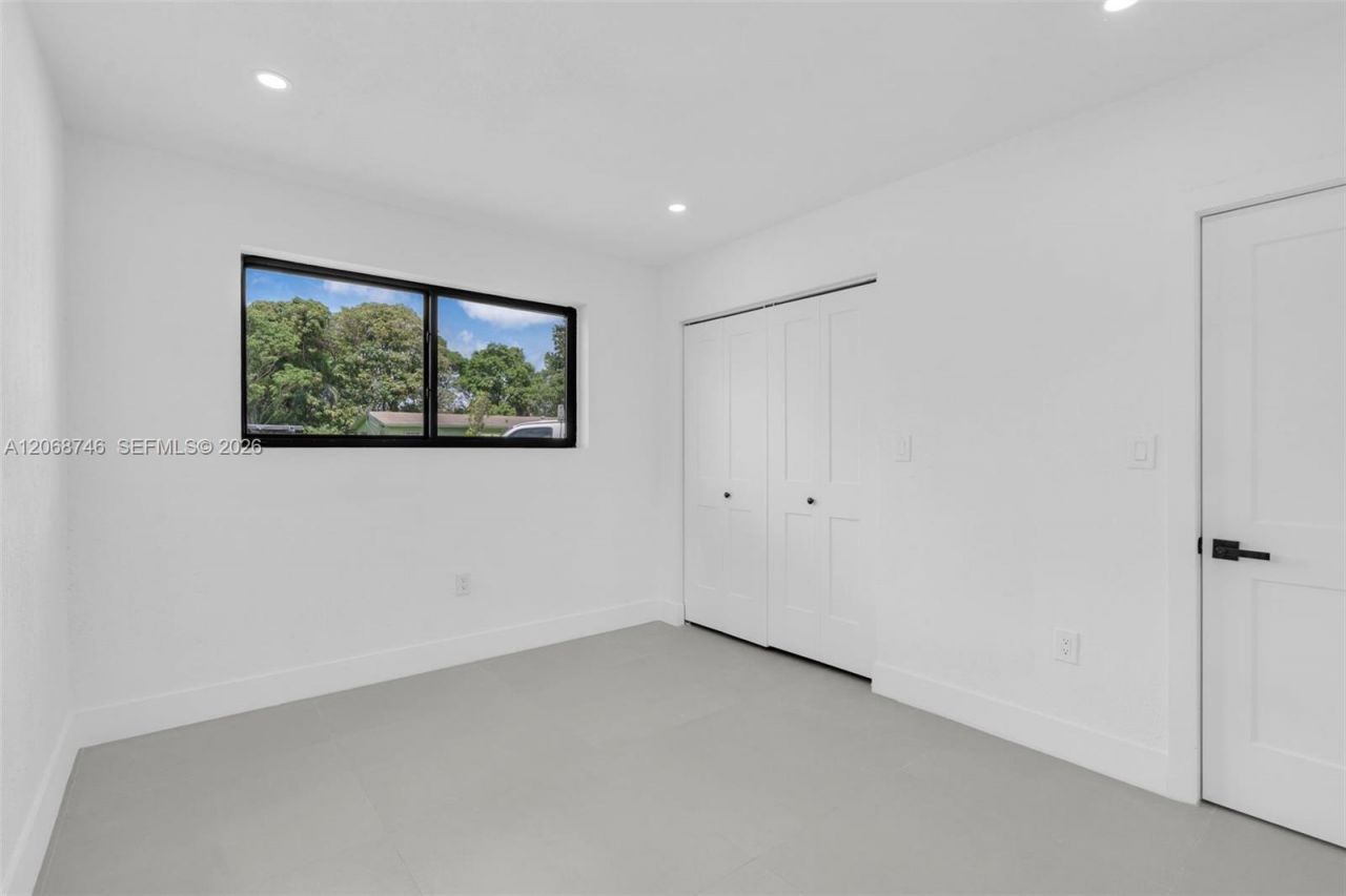 18425 NW 23rd Ave, Miami Gardens, FL 33056 Photo