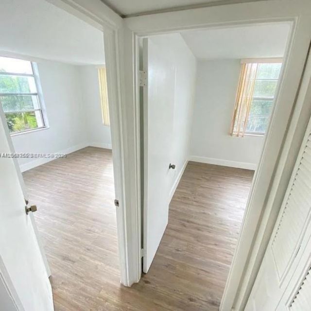 492 NW 165th St Rd , Unit C-415, Miami, FL 33169 Photo