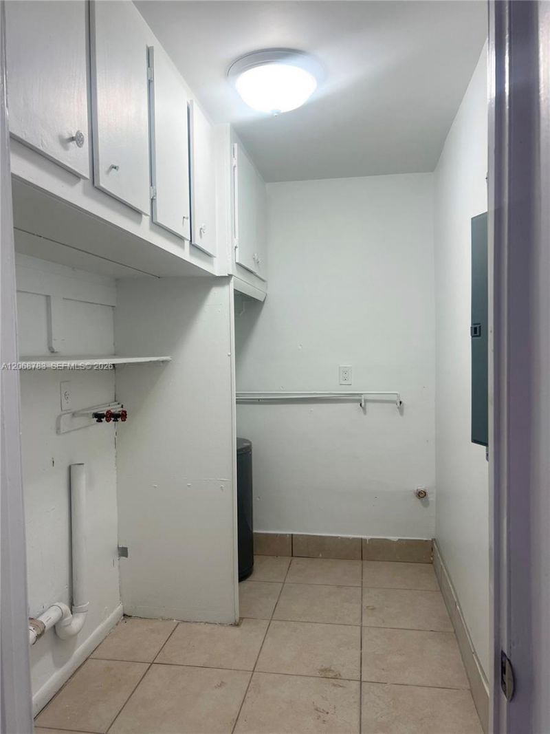1244 NW 32nd Pl , Unit 1244, Miami, FL 33125 Photo