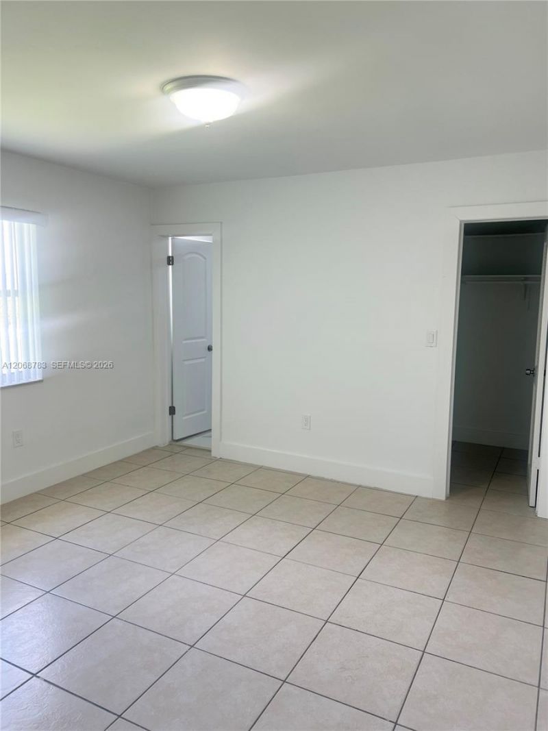 1244 NW 32nd Pl , Unit 1244, Miami, FL 33125 Photo