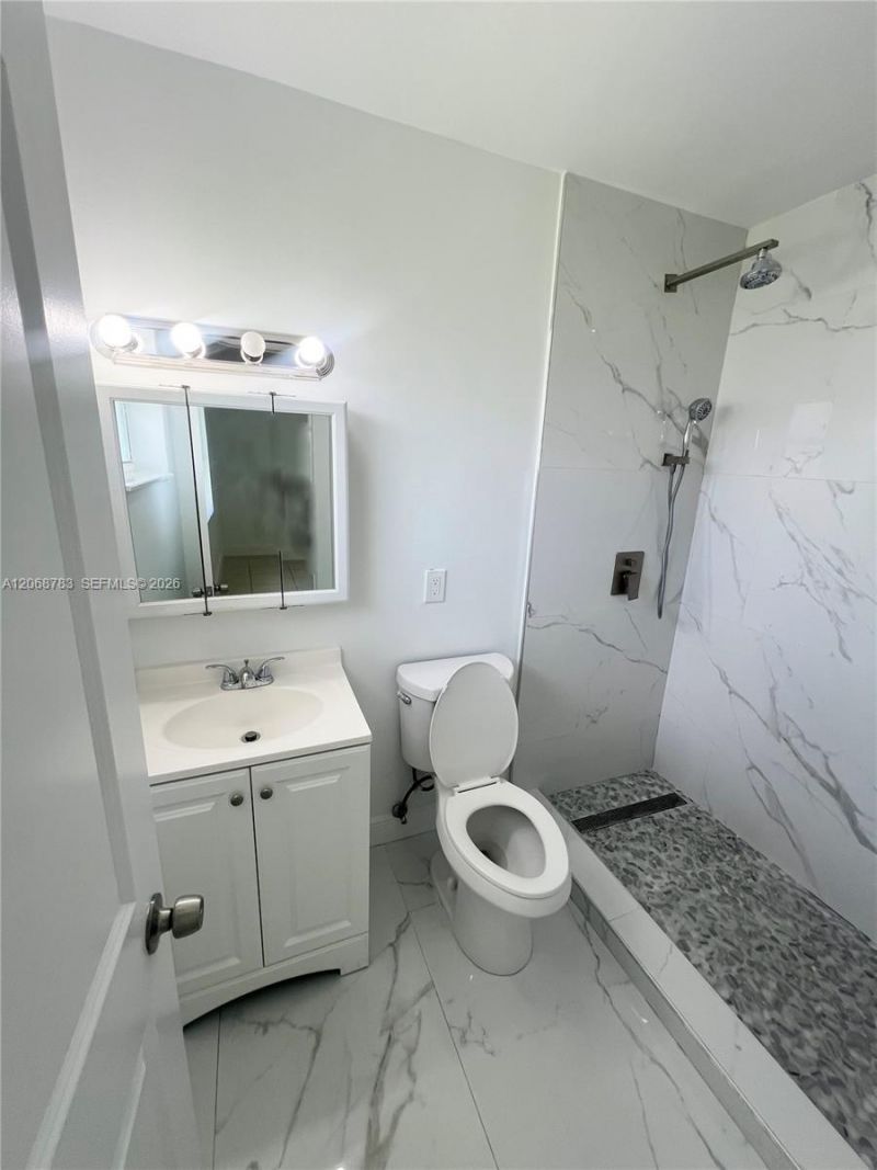 1244 NW 32nd Pl , Unit 1244, Miami, FL 33125 Photo