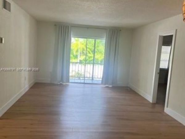 7947 SW 104th St , Unit 202C, Miami, FL 33156
