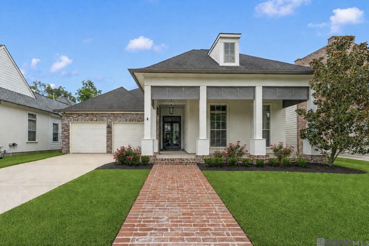 1954 Sugar Cane Ln, Baton Rouge, LA 70810 Main Photo