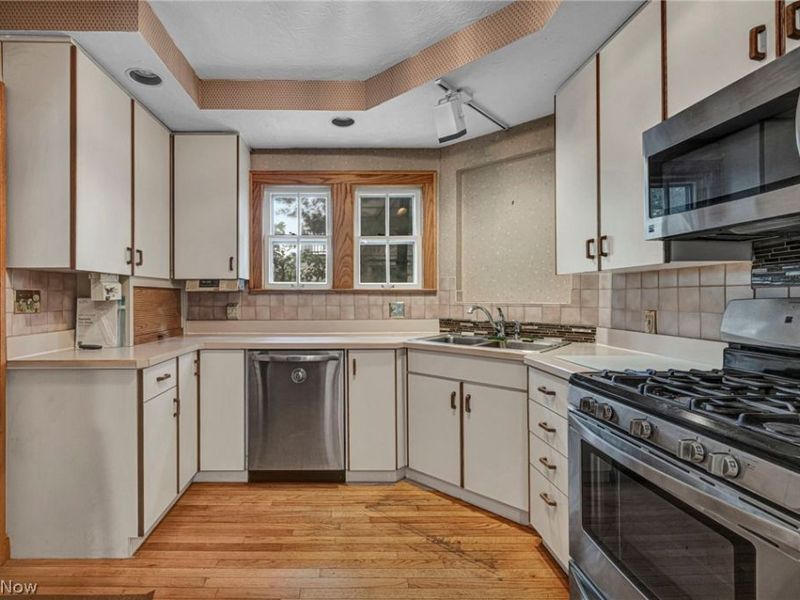 3295 Glencairn Road, Shaker Heights, OH 44122 Photo 12