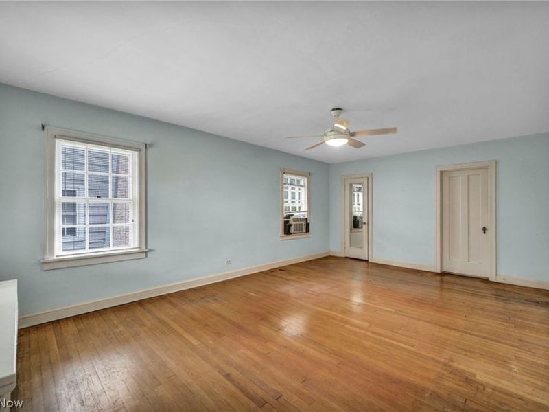 3295 Glencairn Road, Shaker Heights, OH 44122 Photo 21