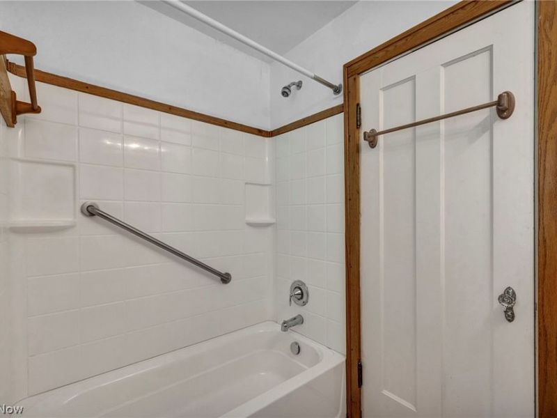 3295 Glencairn Road, Shaker Heights, OH 44122 Photo 27