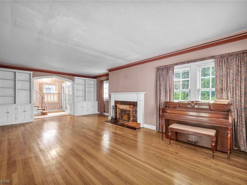 3295 Glencairn Road, Shaker Heights, OH 44122 Photo 5